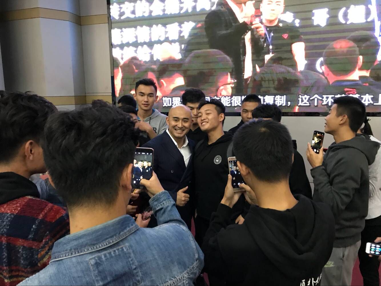 看球吧APP下载图片
