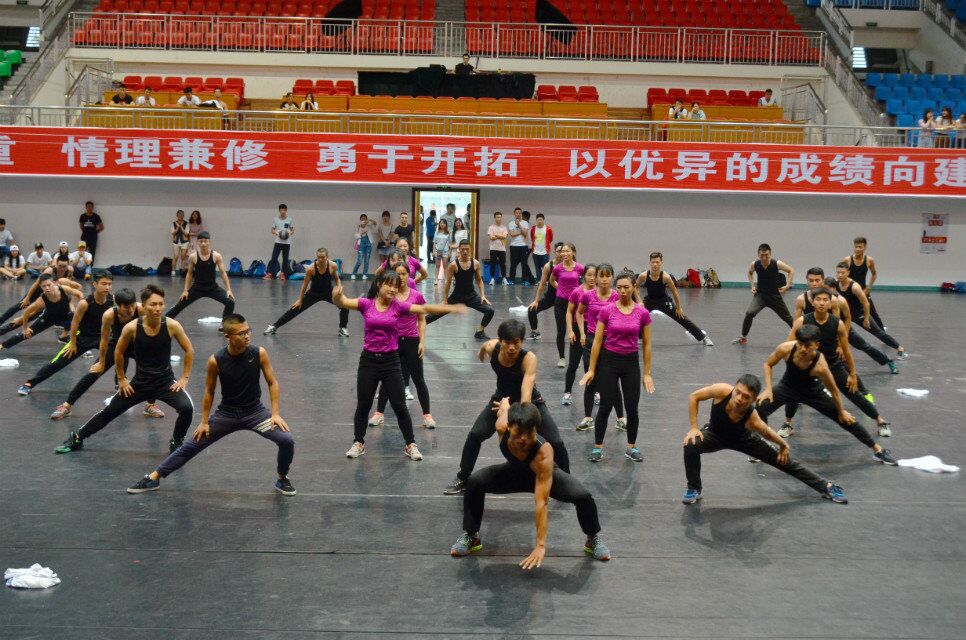 看球吧超级联赛图片